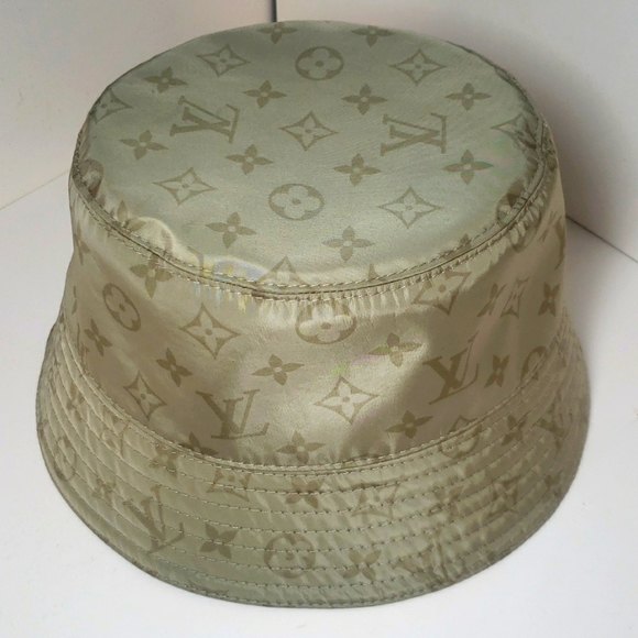 NWT Louis Vuitton Blue Monogram Denim Reversible Bucket Hat Men Virgil  AUTHENTIC